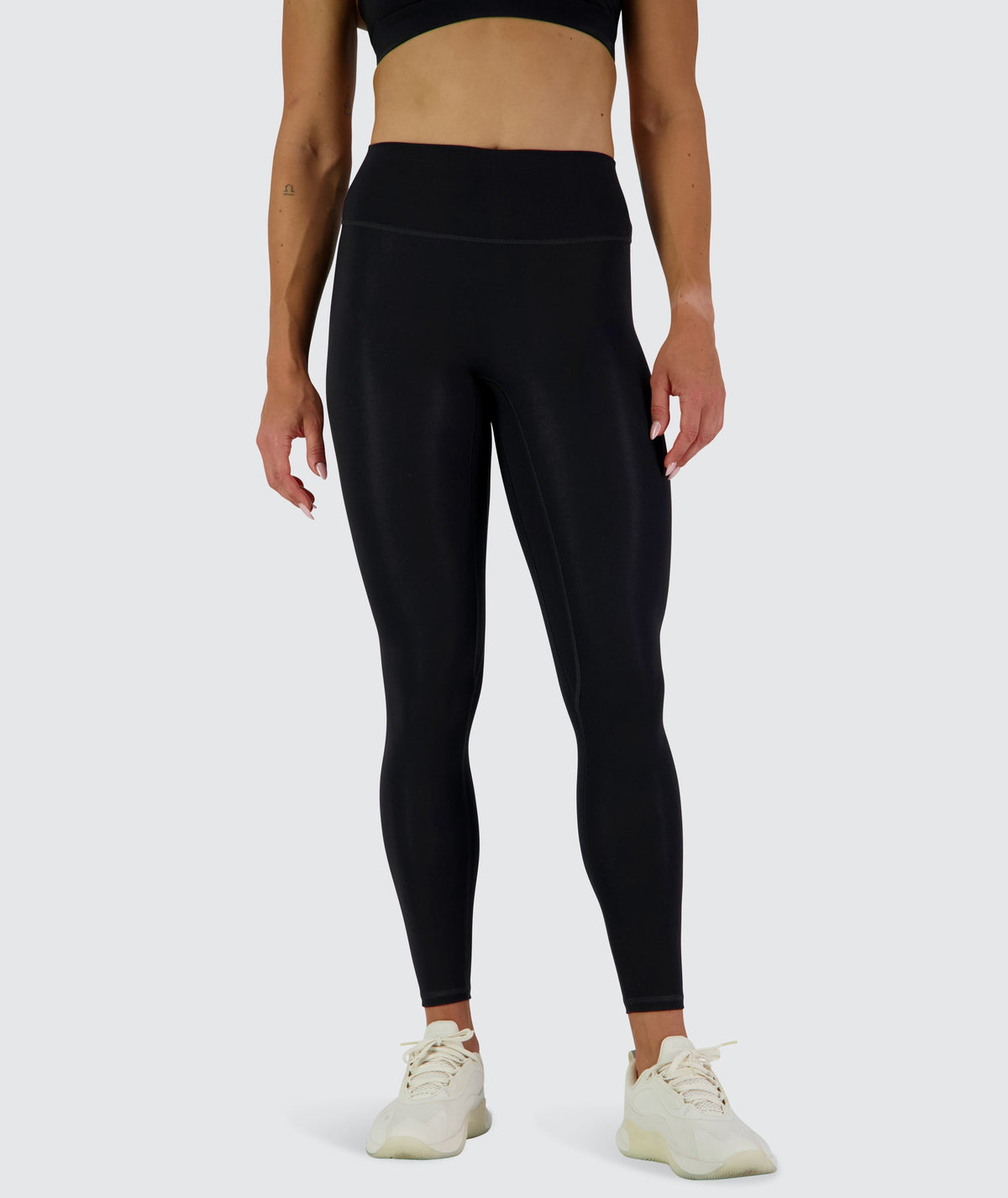 EveryForm Tights, Model 176 cm / size S #color_black