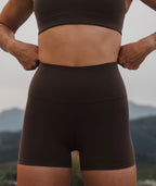 Short supersoft shorts, Model 176 cm / size S#color_coffee-bean