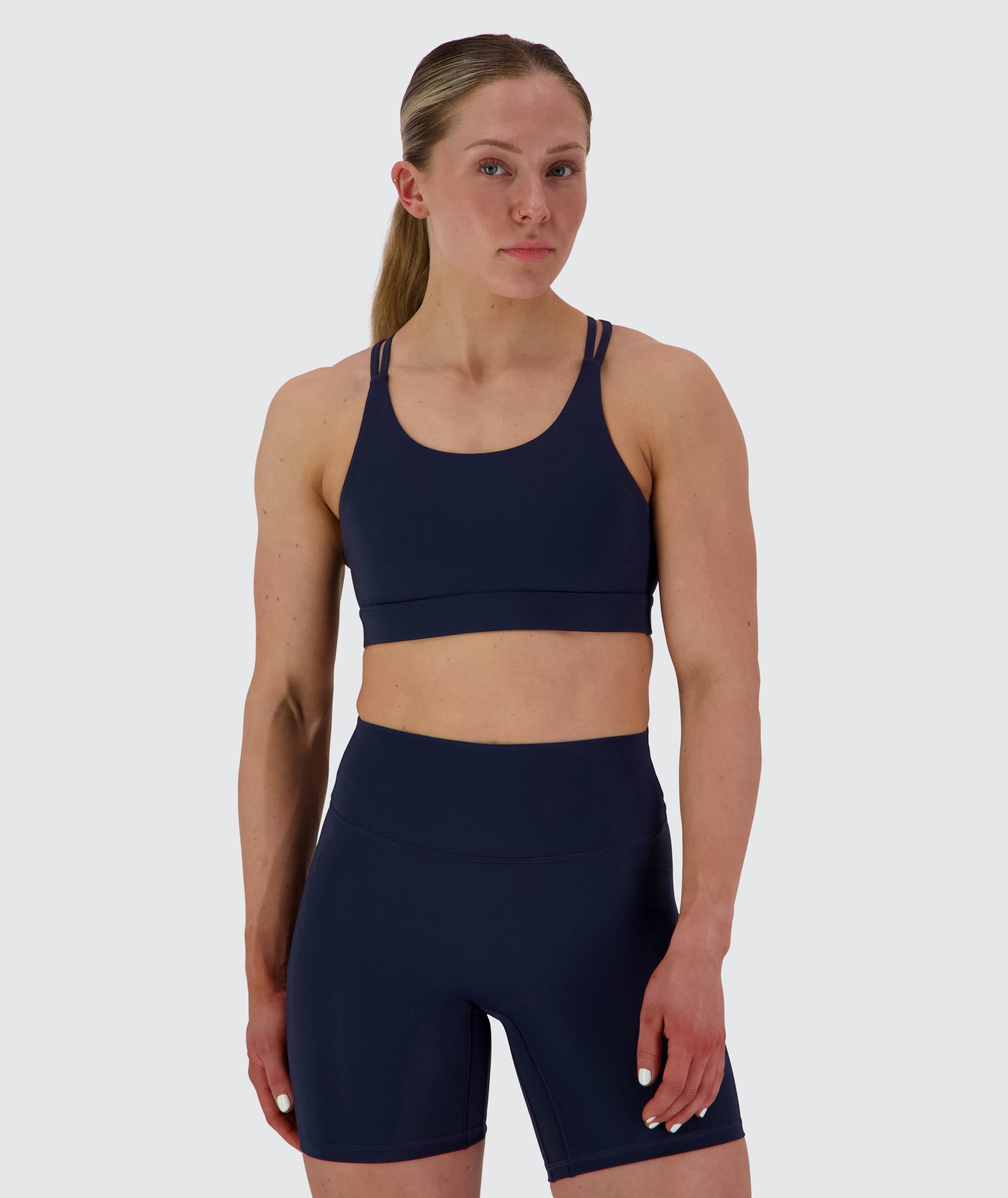 EveryForm Strappy Sports Bra, Model 166 cm / size S #color_dark-navy