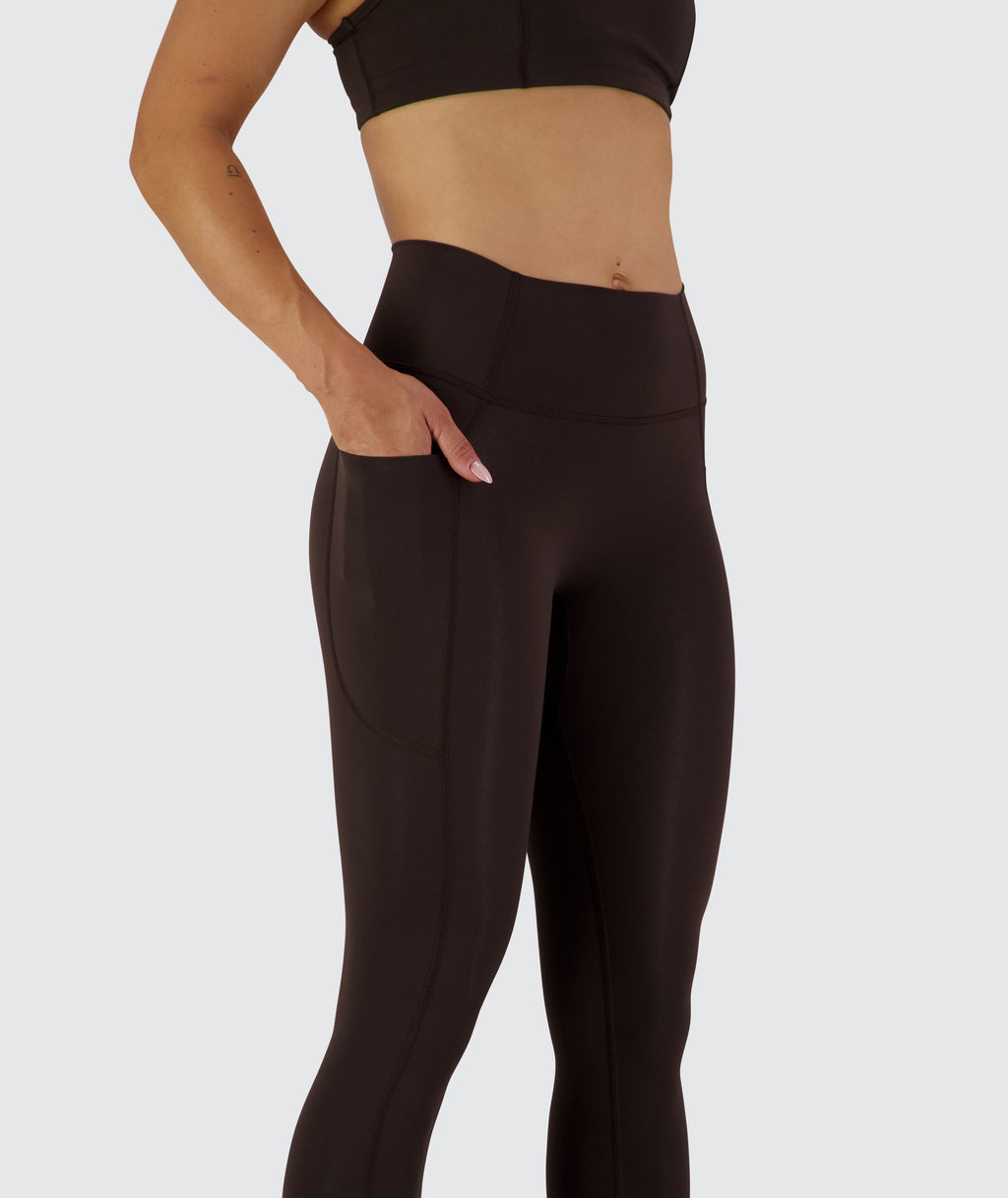 EveryForm Pocket Tights #color_moody-espresso